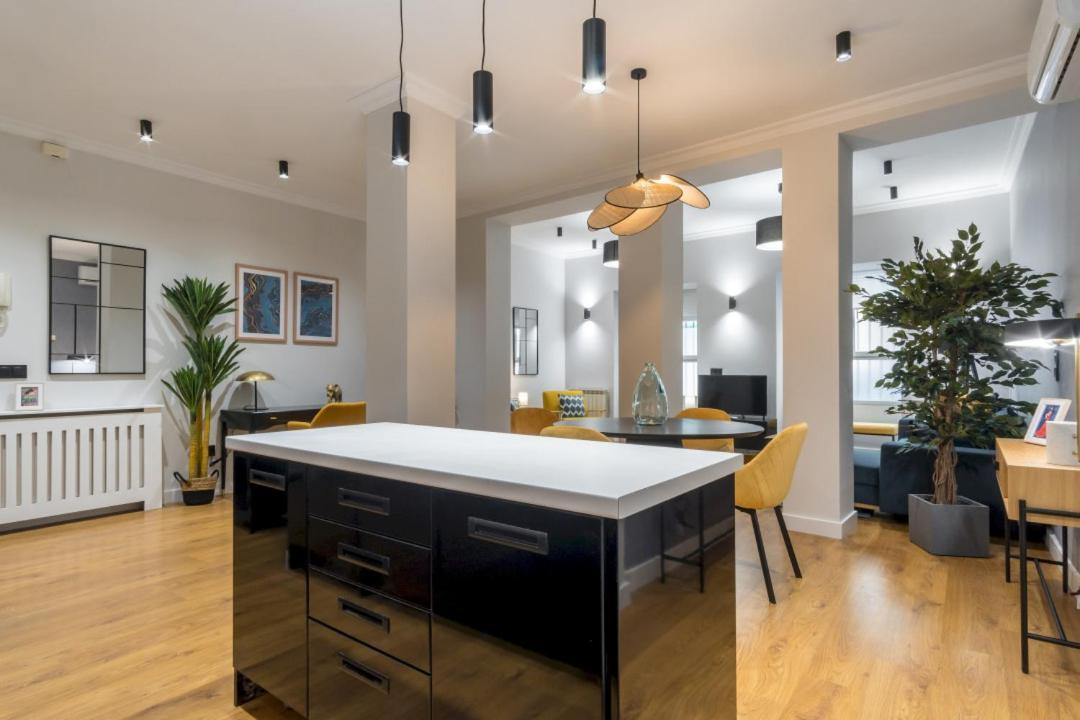 Wide And Modern -1Bd 1,5 Bth- Malasana Madrid Eksteriør billede